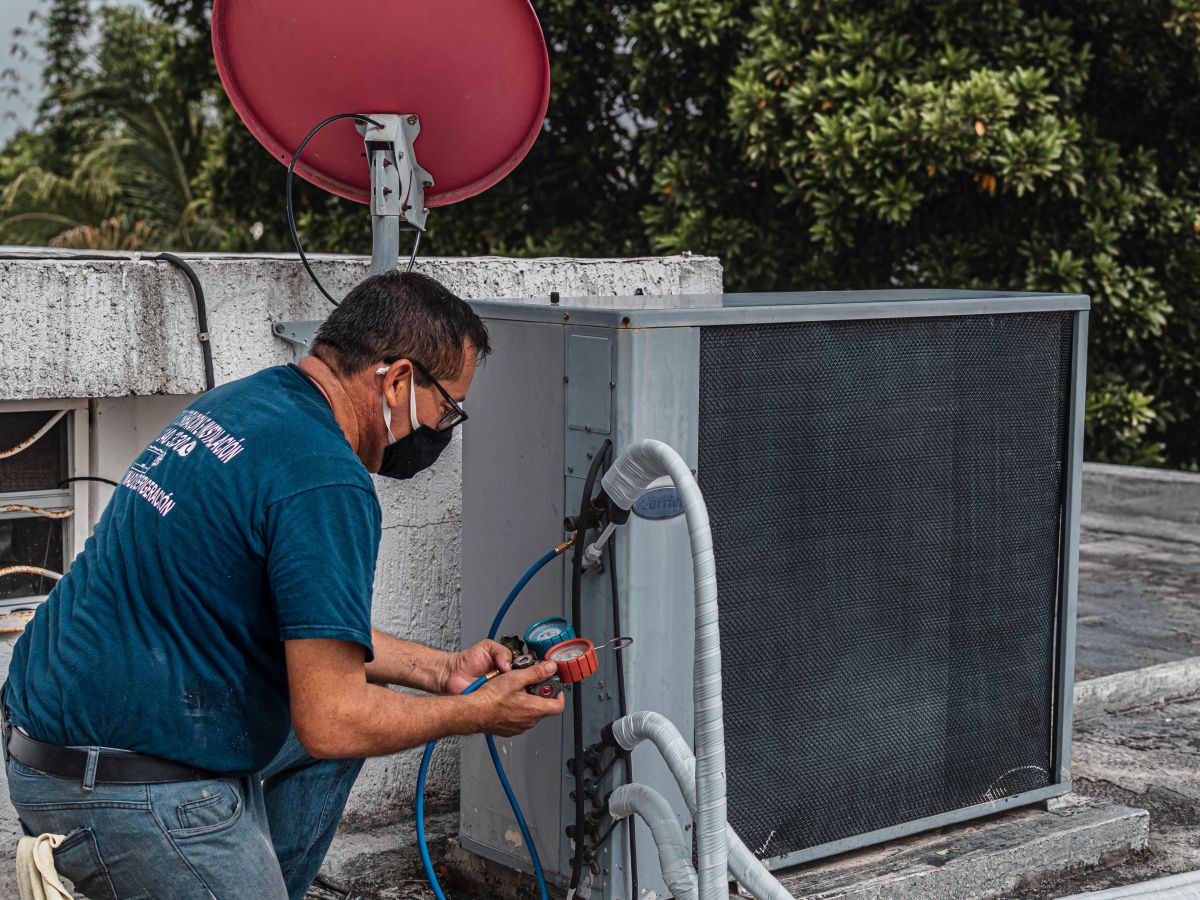 The 15 Minute Window: How Sacramento HVAC Companies Win or Lose a Customer Before They Even&nbsp;Call